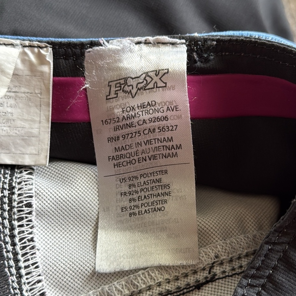 Fox Racing | Flexair Mountain Biking Shorts - Picture 8 of 13